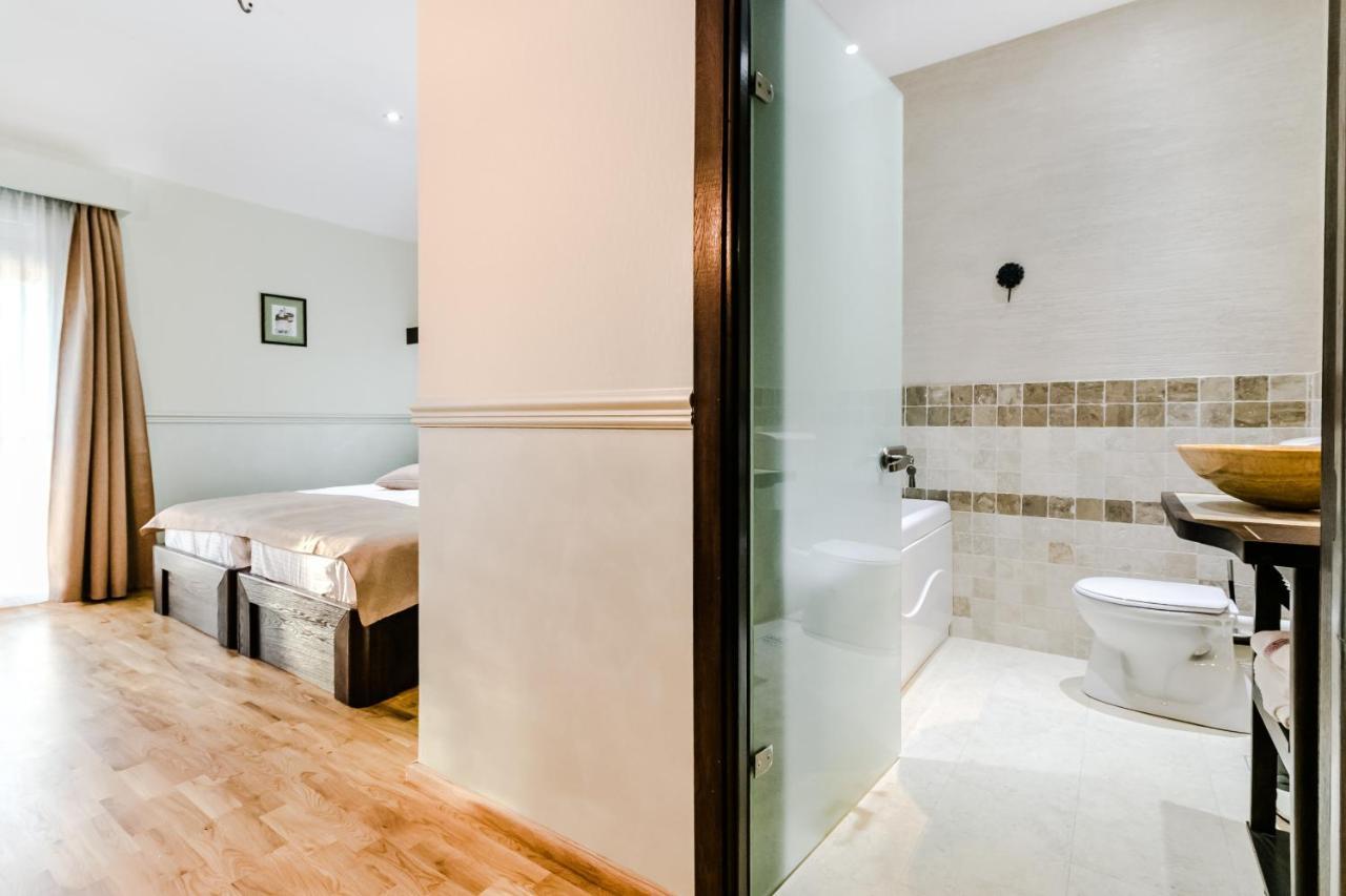Hotel Marina Pucioasa Екстериор снимка