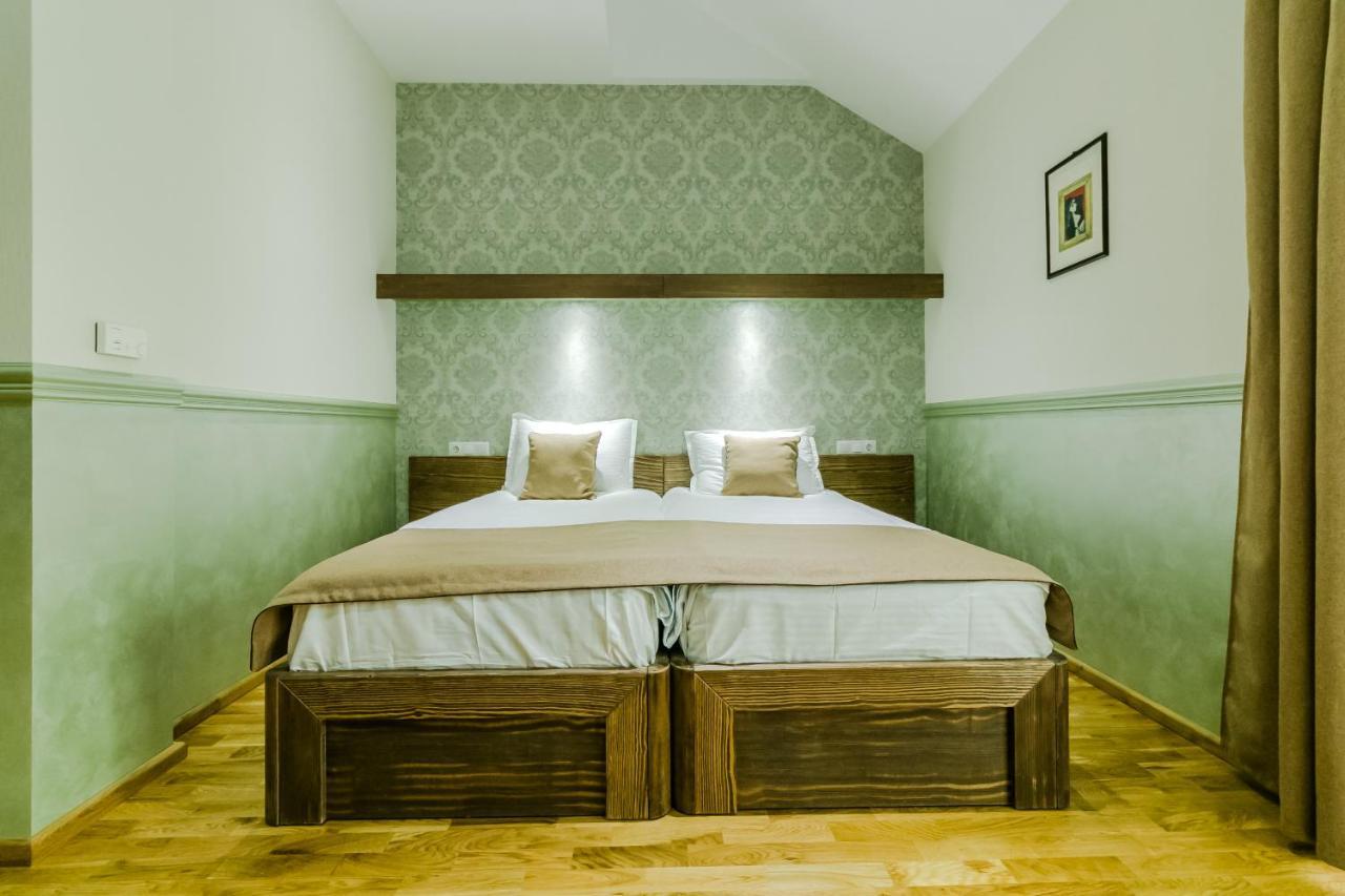 Hotel Marina Pucioasa Екстериор снимка
