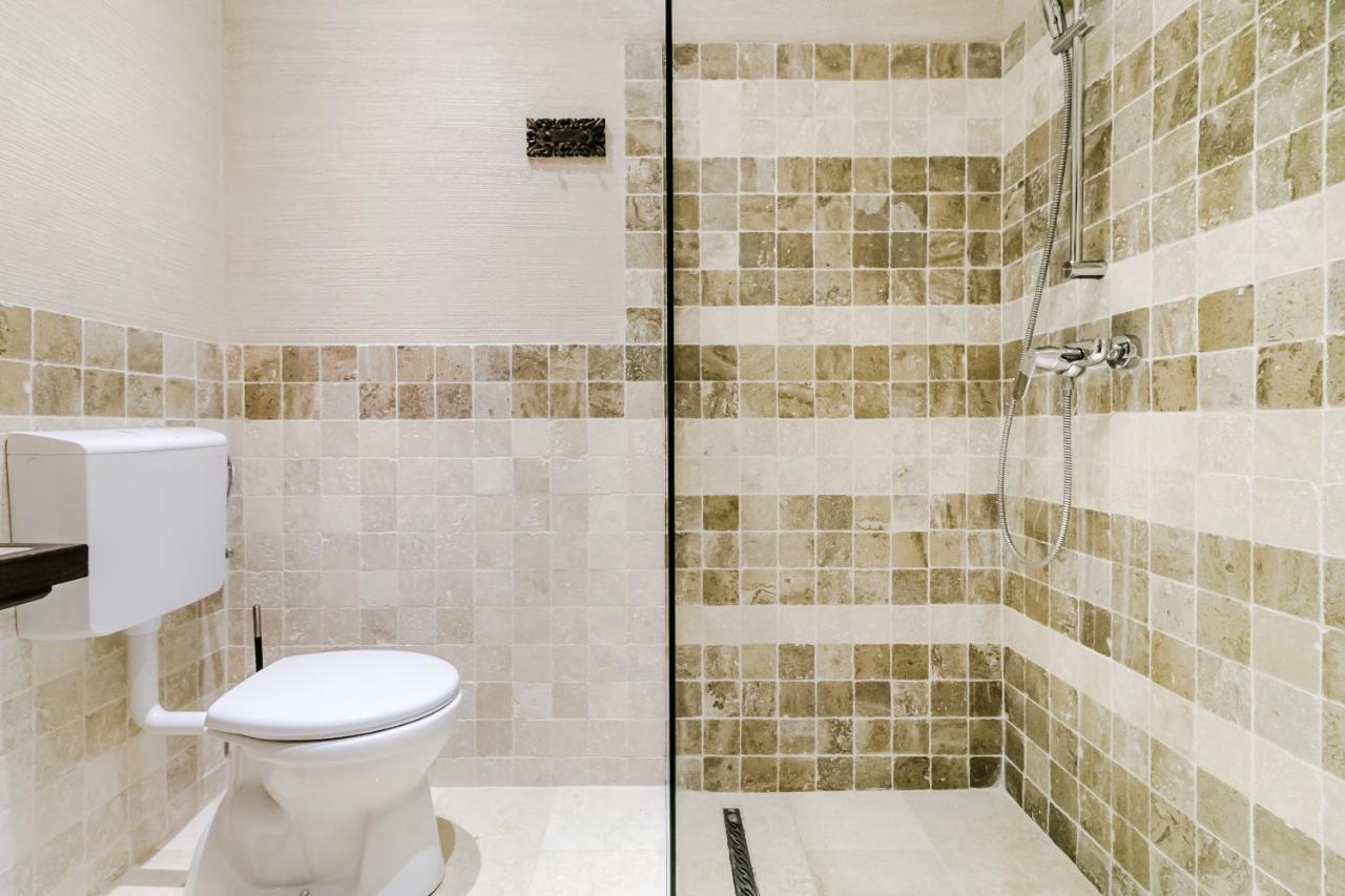 Hotel Marina Pucioasa Екстериор снимка